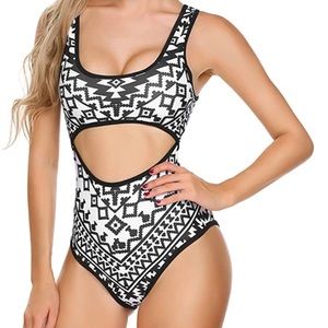 SEXY ONE-PIECE/MONOKINI